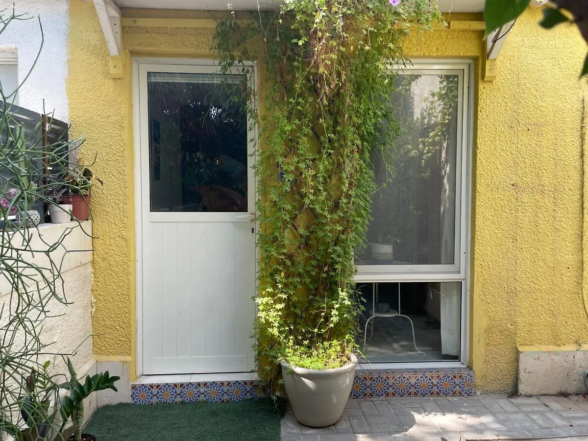 Tropicana Guestroom 7 Min Walk From The Beach Dubai United Arab Emirates
